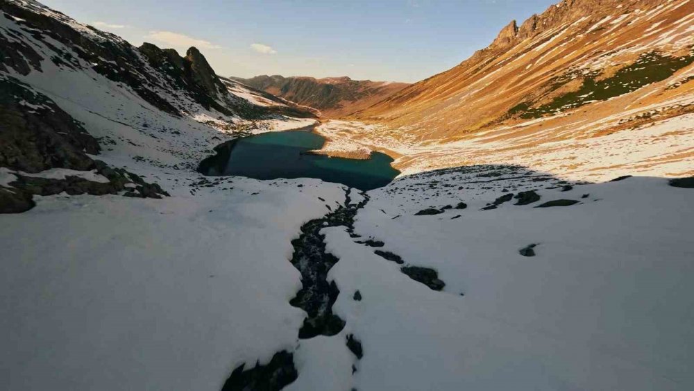 Avusor Yaylası’nda İskandinavya’yı Aratmayan Manzaralar
