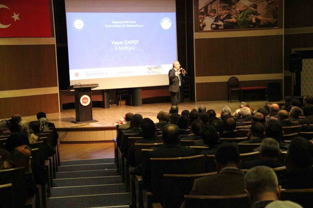 Erzurum’da Mevlid-i Nebi Konferansı Düzenlendi