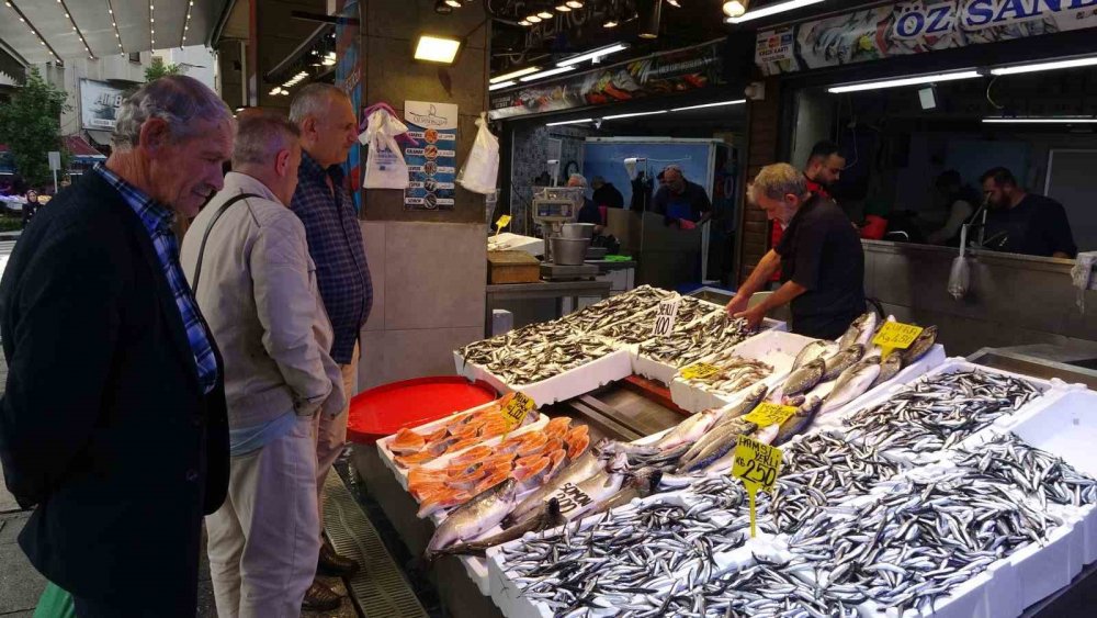 Balıkçılardan "patlatılan İnsansız Deniz Araçları Hamsiyi Kaçırttı" İddiası