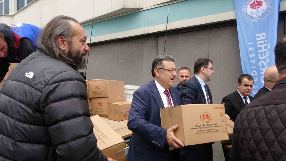 Trabzon’da Gazze’ye Yardım Tırları Yola Çıkacak