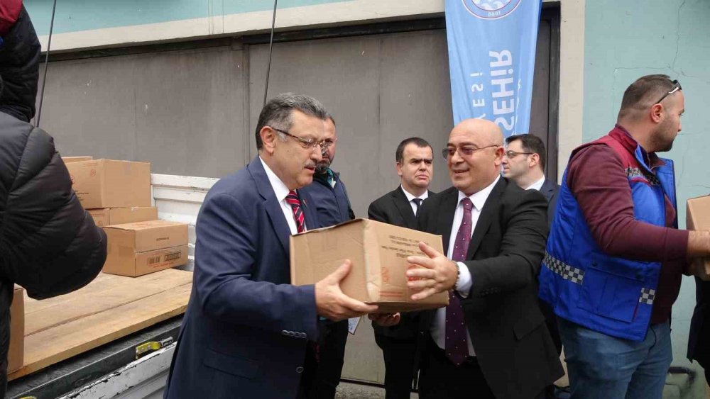 Trabzon’da Gazze’ye Yardım Tırları Yola Çıkacak