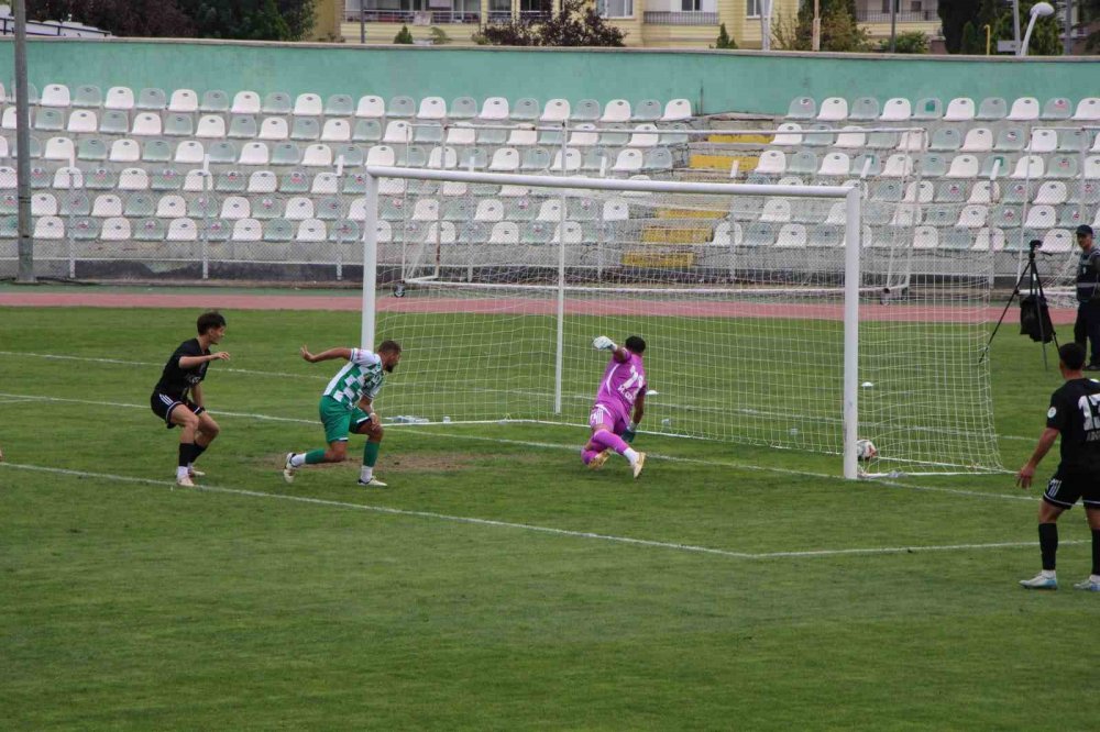 Tff 3. Lig: Amasyaspor: 3 - Yozgat Belediyesi Bozokspor: 1