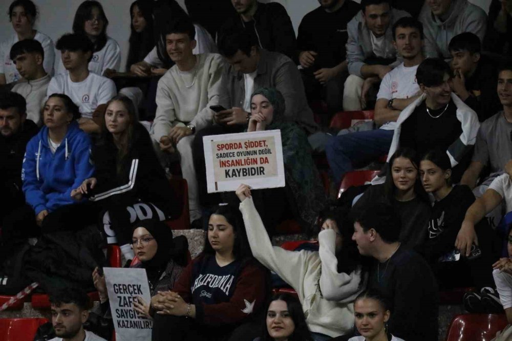 Tvf Erkekler 1. Lig: Düzce Belediyesi Spor Akademisi: 3 - Fenerbahçe: 0