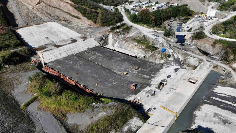 Salıpazarı Barajı’nın Yüzde 61’i Tamam