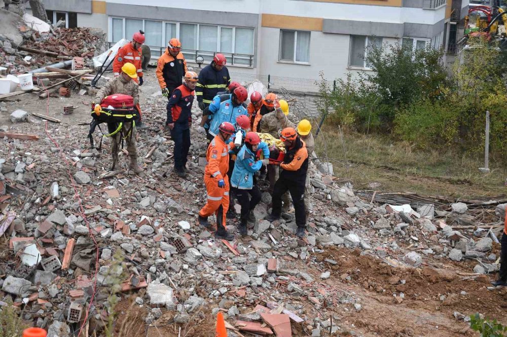 Kastamonu’da Bölgesel Deprem Tatbikatı: Yüzlerce Personel Seferber Oldu