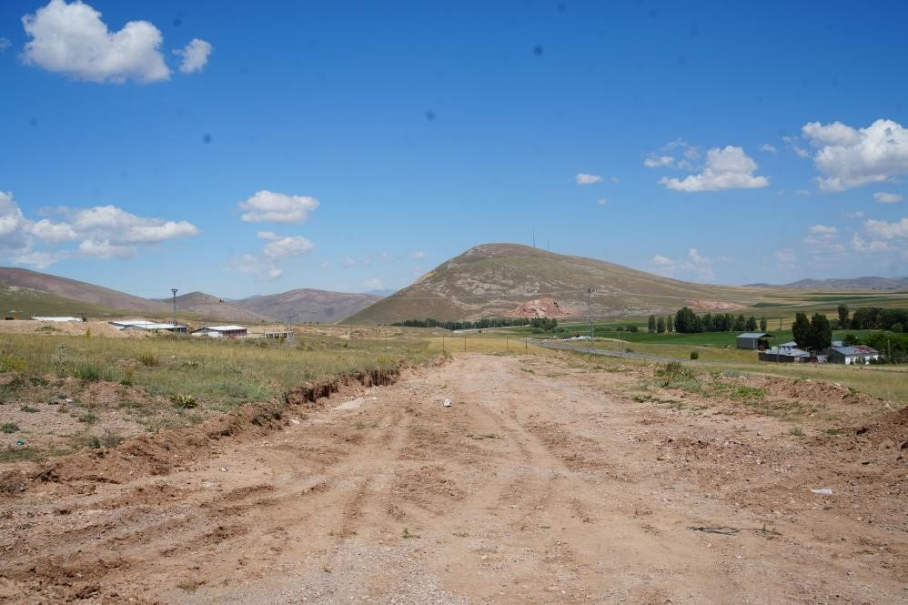 Bayburt’un Çayıryolu Köyüne 50 Adet Toki Konutu Yapılacak