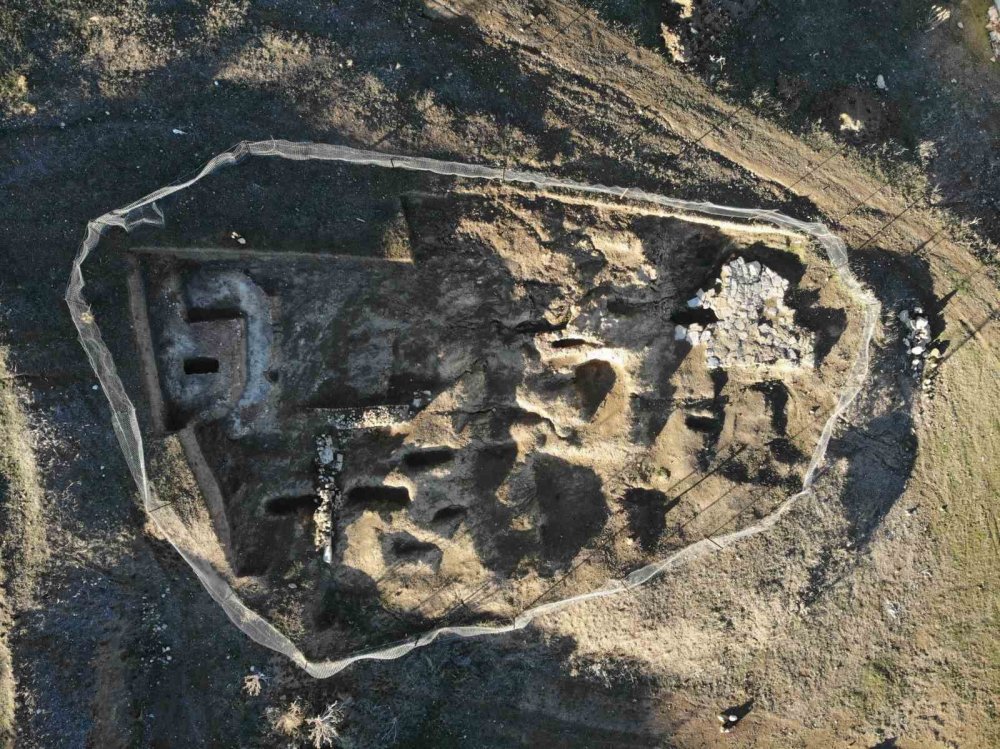 Satala Antik Kenti’nde 150 Yıl Sonra İkinci Büst Bulundu