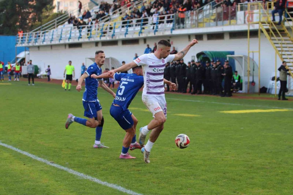 Pazarspor evinde orduspor'a farklı mağlup oldu