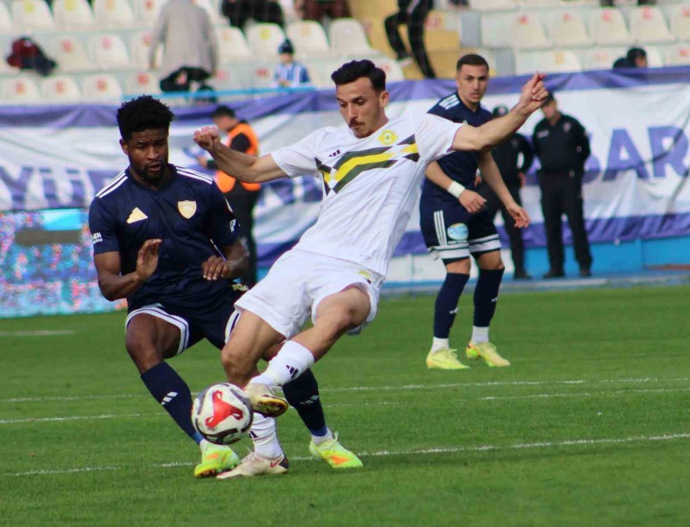 Trendyol 1. Lig:  Erzurumspor Fk: 1 - Esenler Erokspor: 1