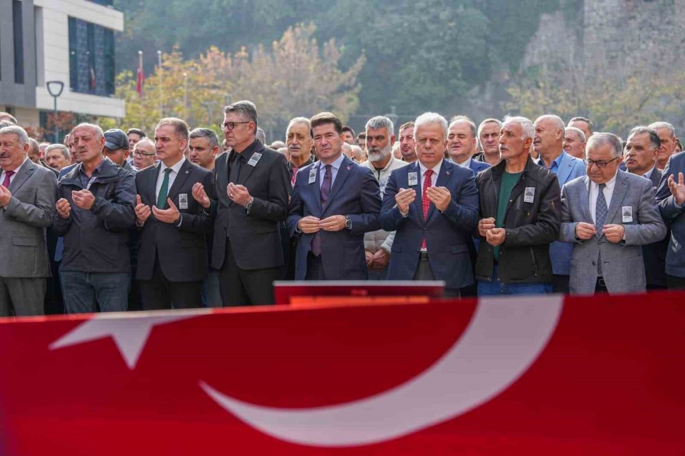 Kalp Krizi Sonrasında Hayatını Kaybeden Zabıta Memuruna Son Görev