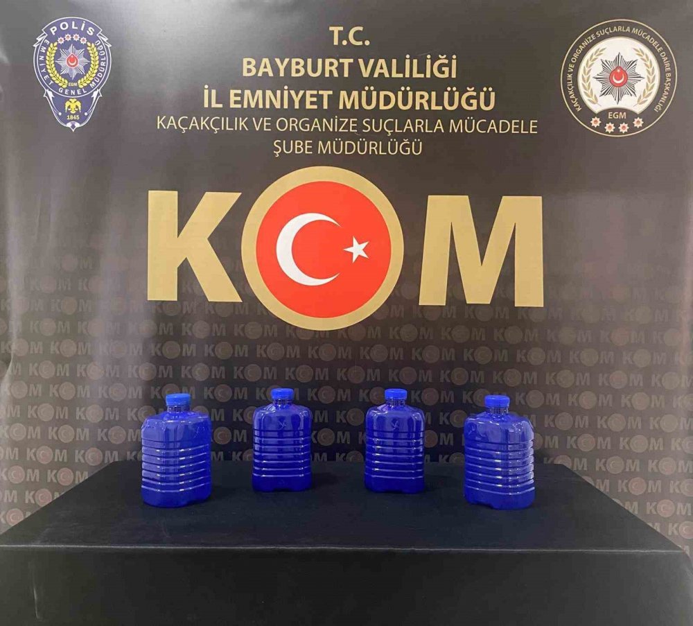 Bayburt’ta Kaçak Tütün Ve Alkol Operasyonu Yapıldı