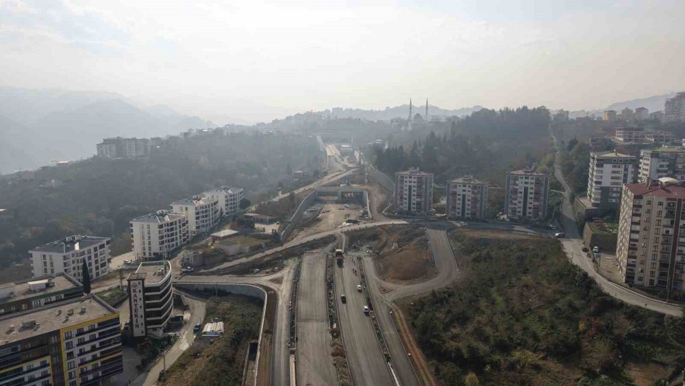 Türkiyenin en maliyetli şehir içi yolunda sona doğru