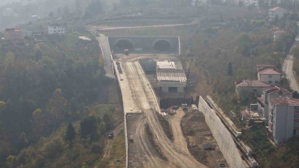 Türkiyenin en maliyetli şehir içi yolunda sona doğru