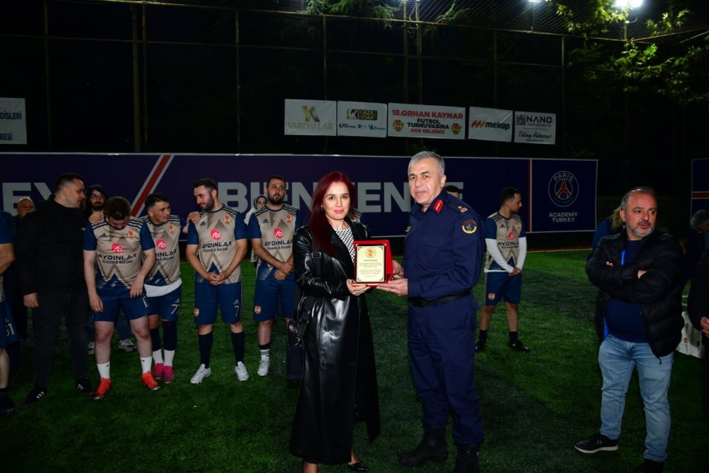 18.orhan Kaynar Futbol Turnuvası Sona Erdi
