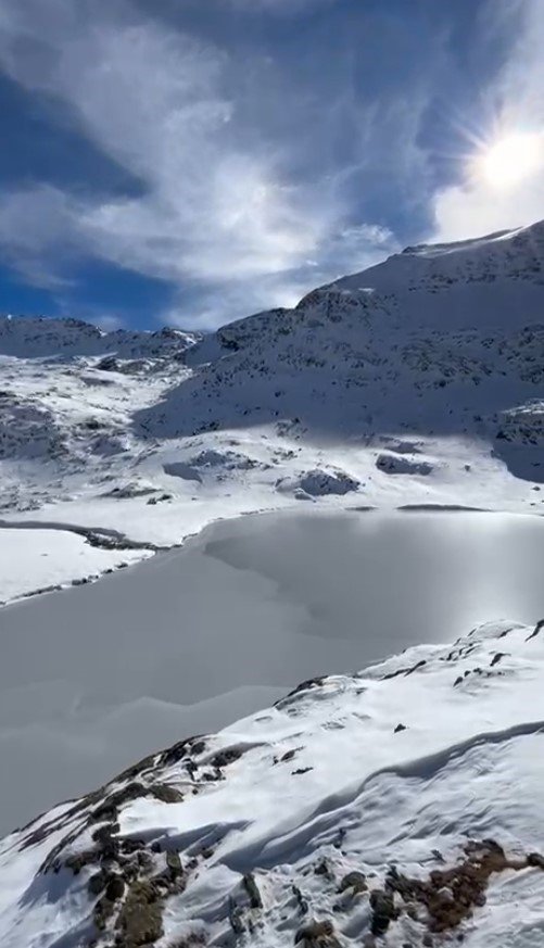 Artabel Gölleri Tabiat Parkı’nda Bulunan 20’den Fazla Göl Buz Tuttu