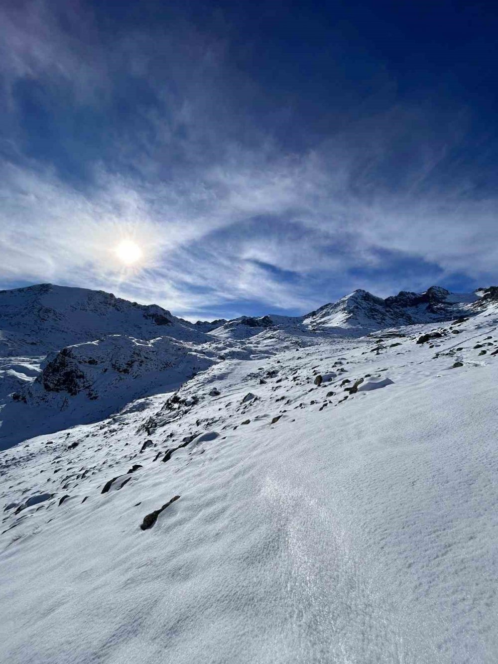 Artabel Gölleri Tabiat Parkı’nda Bulunan 20’den Fazla Göl Buz Tuttu