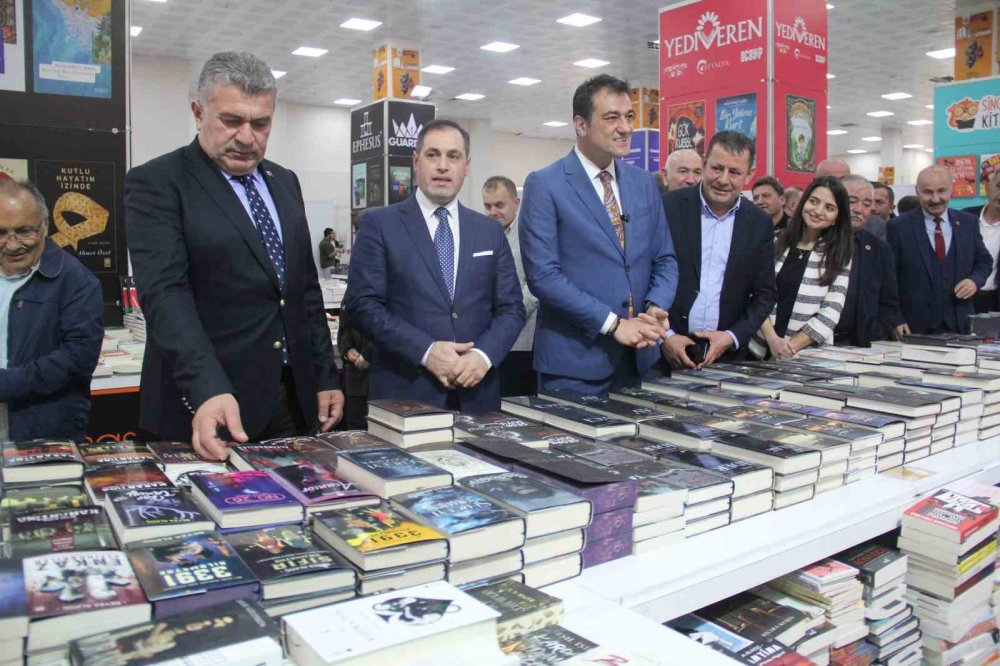 Giresun’da Kitap Şöleni