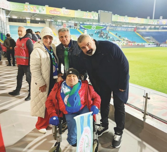 rizespor-sevgi-13.jpg
