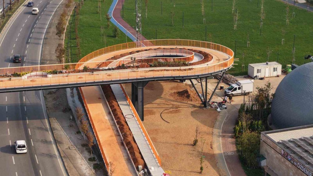 Karadeniz’in İlk Ekolojik Üst Geçidi İlgi Çekiyor