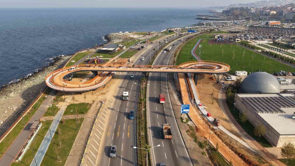 Karadeniz’in İlk Ekolojik Üst Geçidi İlgi Çekiyor