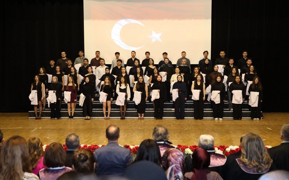 Rektör Baş: "odü Diş Hekimliği Fakültesi, Ülkeye Değer Katacak Hekimler Yetiştiriyor"