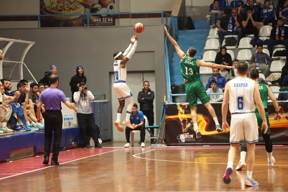 Türkiye Basketbol Ligi: Kocaeli Bşb Kağıtspor: 67 - Ogm Ormanspor: 74