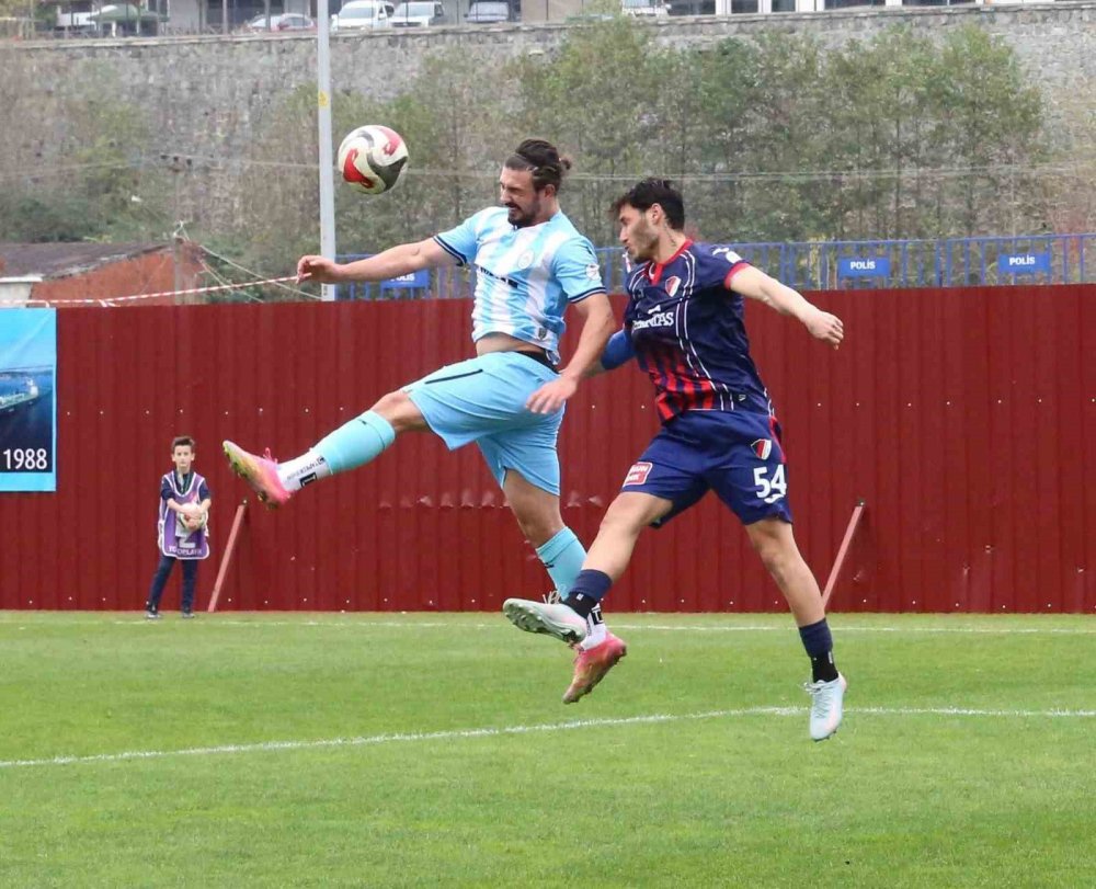 Pazarspor, Uzatma Dakikalarında Galibiyeti Kaçırdı: 1-1