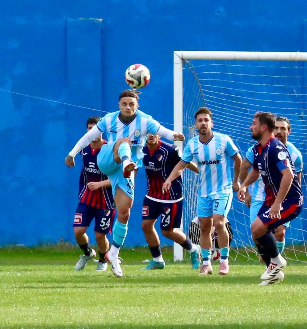 Pazarspor, Uzatma Dakikalarında Galibiyeti Kaçırdı: 1-1