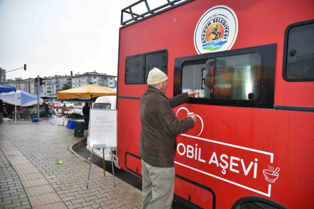 Atakum Belediyesi, Gülşah Durbay Hayrına Çorba Dağıttı