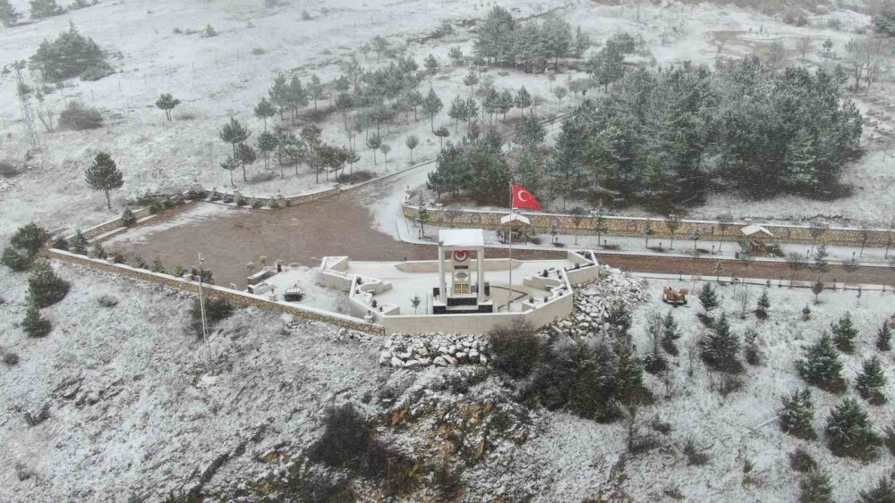 Kastamonu’da Kar Yağışı İlçeleri Beyaza Bürüdü