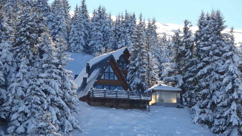 Dünyanın En İyileri Arasında Olan Çambaşı Kayak Merkezi Sezona Hazır