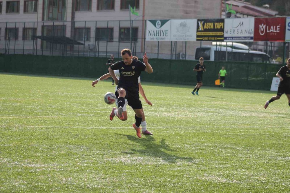 Çayelispor sahasında 1 puanla yetindi