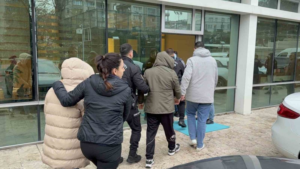 Samsun’da Uyuşturucu Ticaretinden 7 Kişi Adliyeye Sevk Edildi