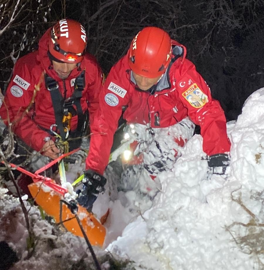 Fındıklı’da Kayıp Olarak Aranan 2 Kişi Trafik Kazasında Hayatını Kaybetti