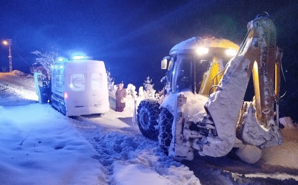Ordu’da Karla Mücadele: Kardan Kapanan 510 Mahalle Yolu Ulaşıma Açıldı