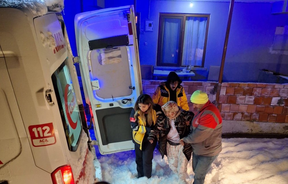 Ordu’da Karla Mücadele: Kardan Kapanan 510 Mahalle Yolu Ulaşıma Açıldı