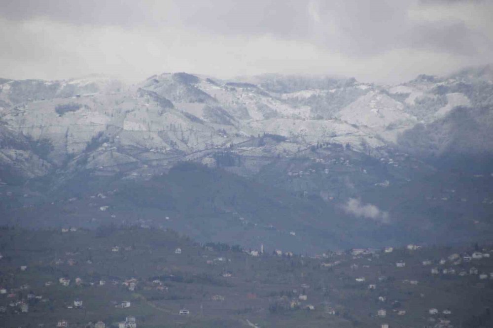 Ordu’nun Yüksek Kesimlerinde Kar Manzarası