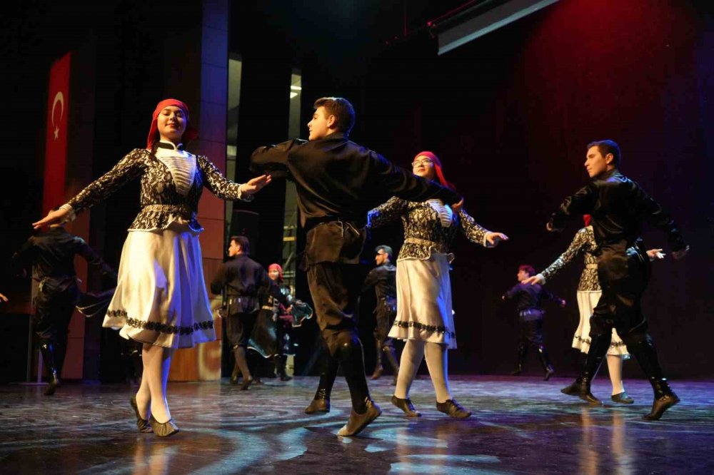 Çerkeslerden "kültür Neferleri Onur Gecesi"