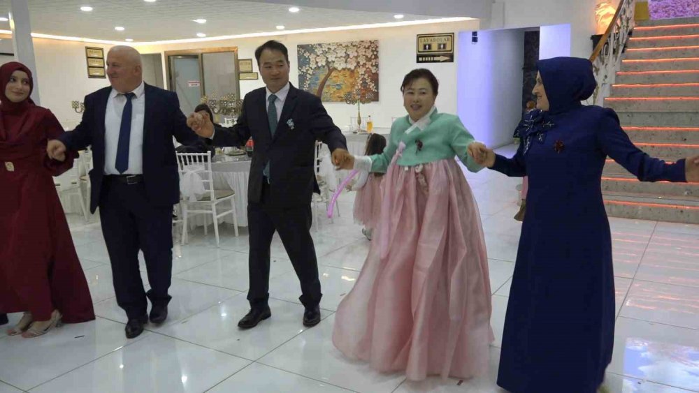 Güney Kore’den Türkiye’ye Uzanan Aşk Rize’de Evlilikle Taçlandı