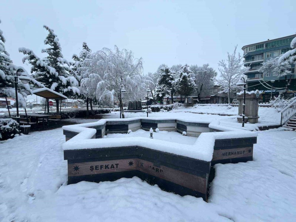 Kavak’ta Kar 20 Santimetreye Ulaştı