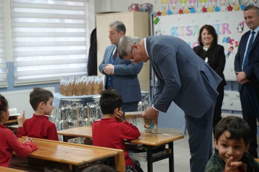 Samsun’da 253 Bin Öğrencinin Karne Heyecanı