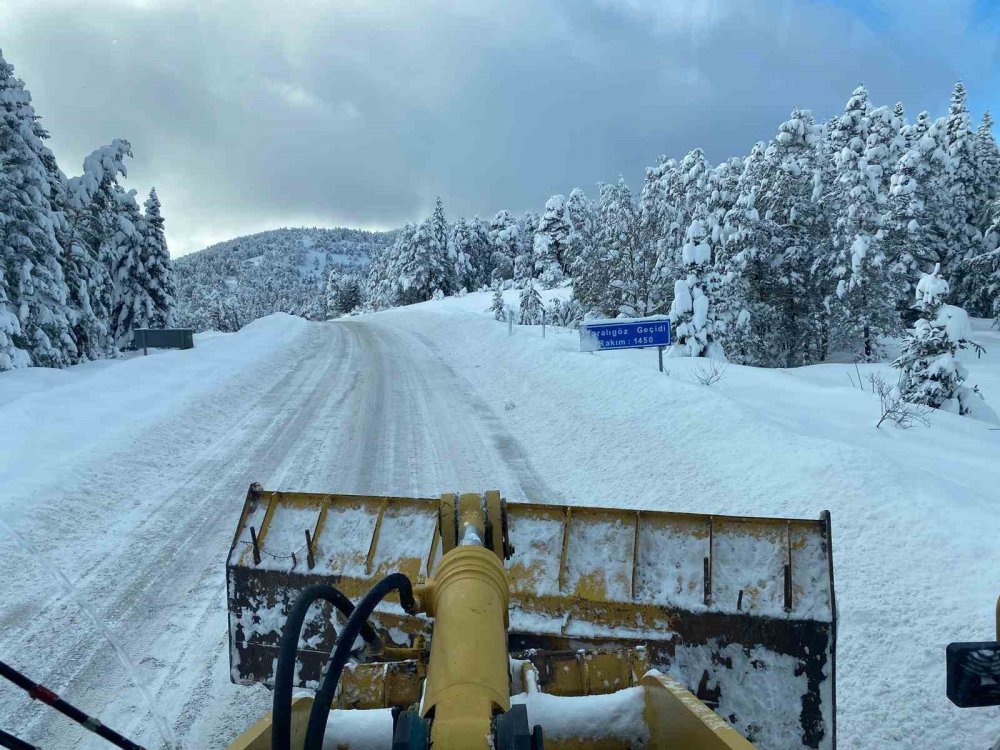 Kastamonu’da Kar Sebebiyle 611 Köye Ulaşım Sağlanamıyor