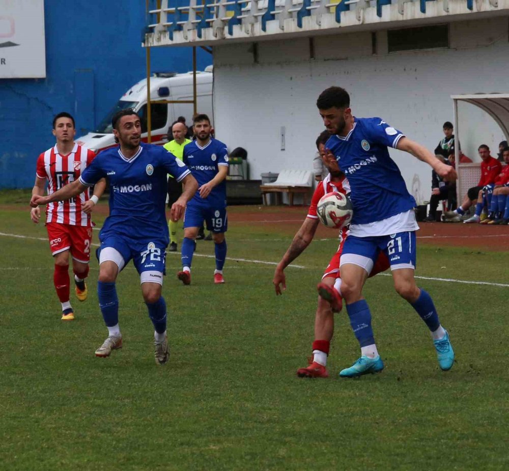 Pazarspor ile Sebat Gençlikspor yenişemedi