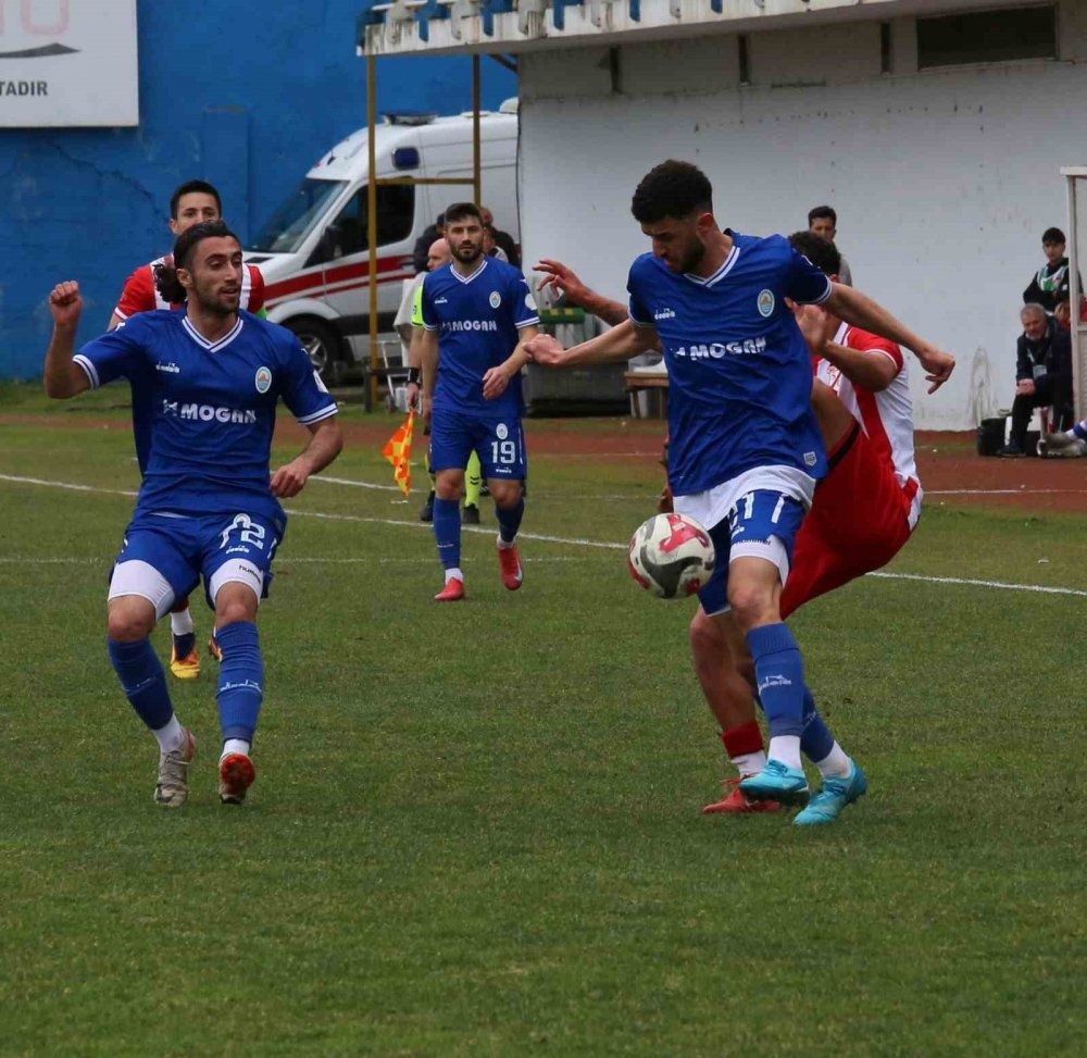 Pazarspor ile Sebat Gençlikspor yenişemedi