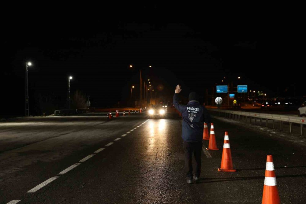Erzurum’da Bir Ayda 48 Milyon Tl Değerinde Uyuşturucu Ele Geçirildi