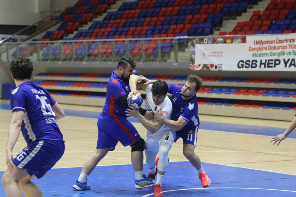 Thf 2. Lig: Karabük Gsim Spor Kulübü: 34 - İneboluspor: 44