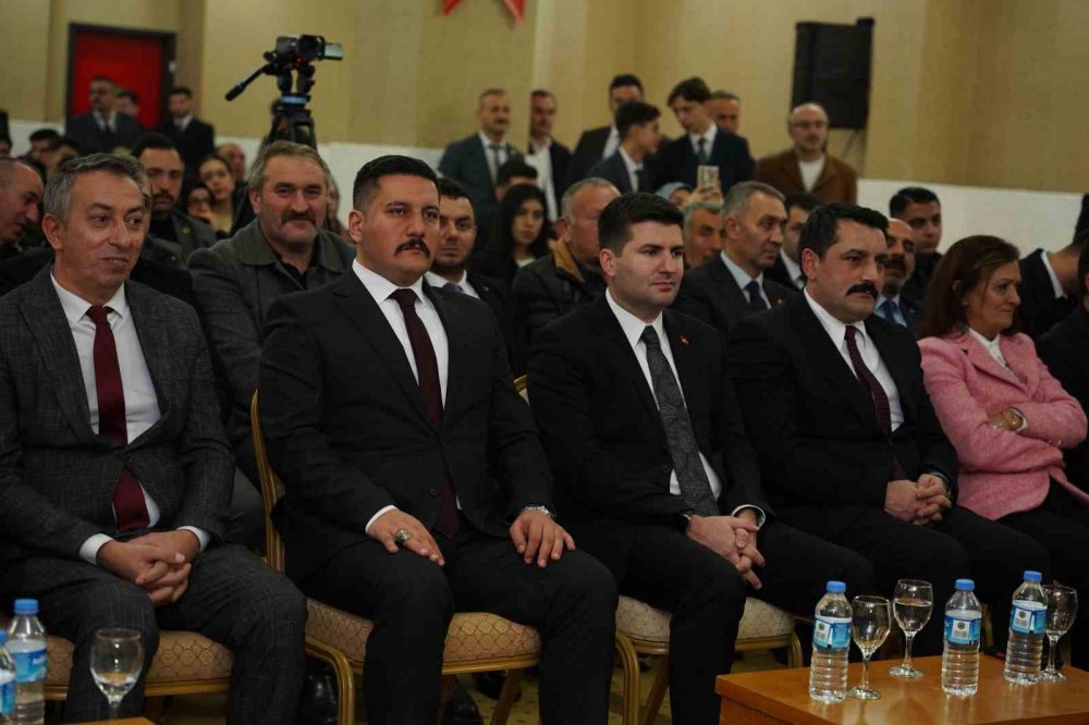 Ahmet Yiğit Yıldırım: "bağımlılık Boşlukta Filizlenir, Kimliği Olmayan, Hedefi Olmayan, Ait Olduğu Yeri Bulamayan Genci Esir Alır"