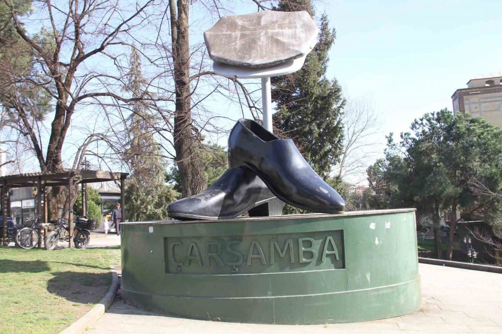 Asırlık Kültür: Yumurta Topuk Ayakkabı