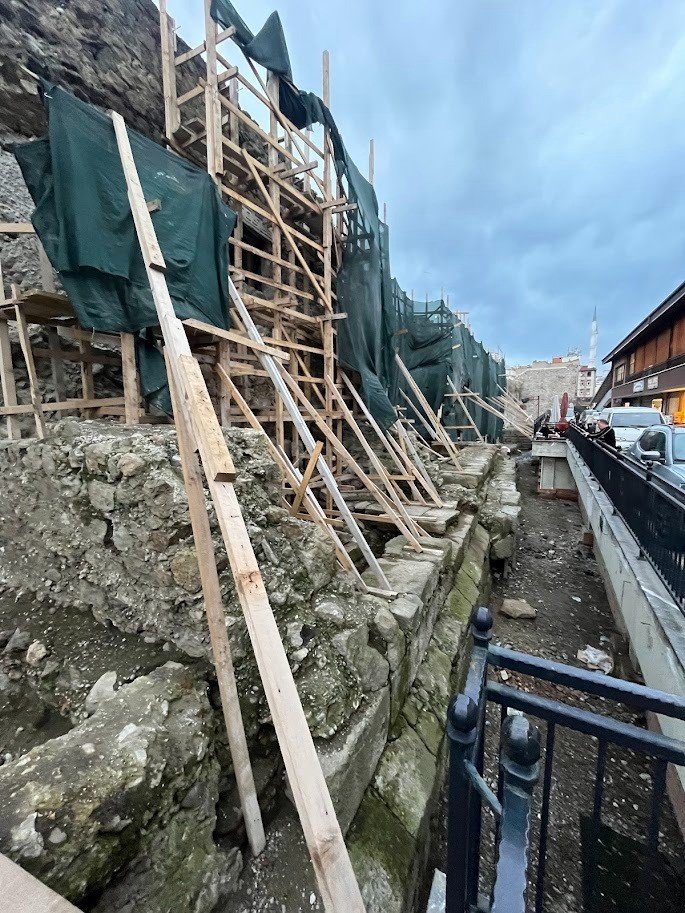 Prof. Dr. Mehmet Yavuz: "kadınlar Hali Binası Bir An Önce Bulunduğu Yerden Taşınmalı"