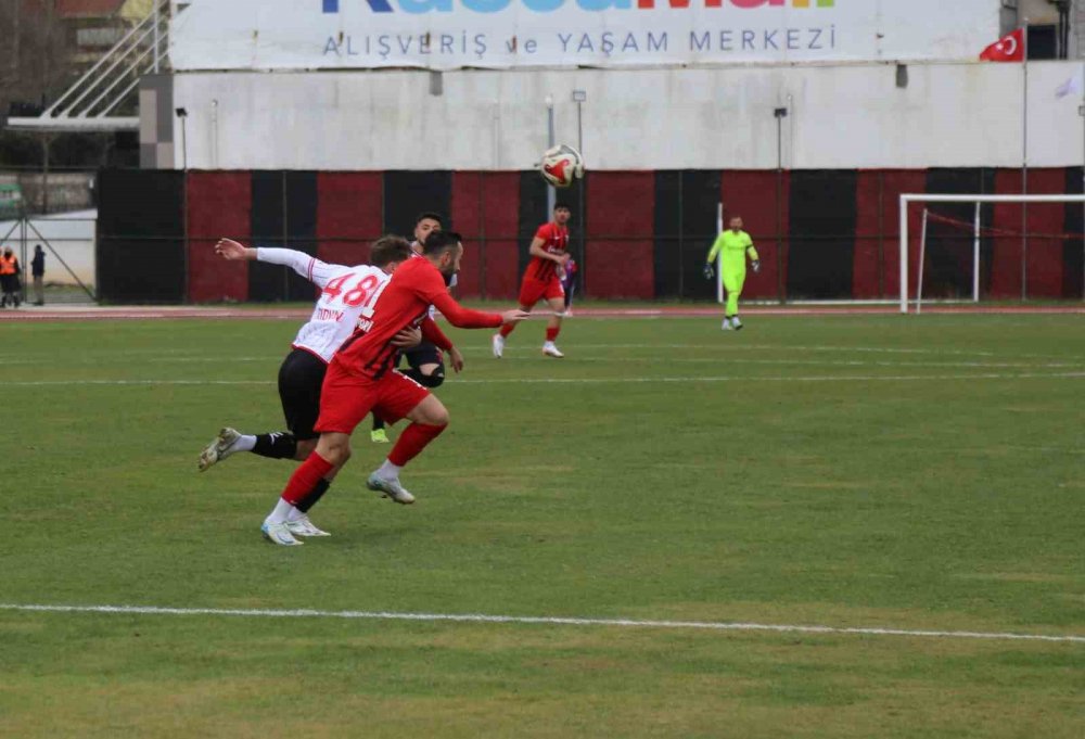 Tff 2. Lig: Kastamonuspor: 1 - 24 Erzincanspor: 0